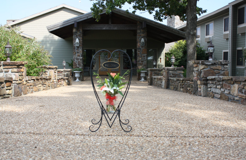 Exterior view of Whitney Mountain Lodge.