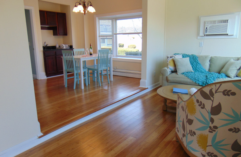 Guest kitchen at The Colonial Inn.