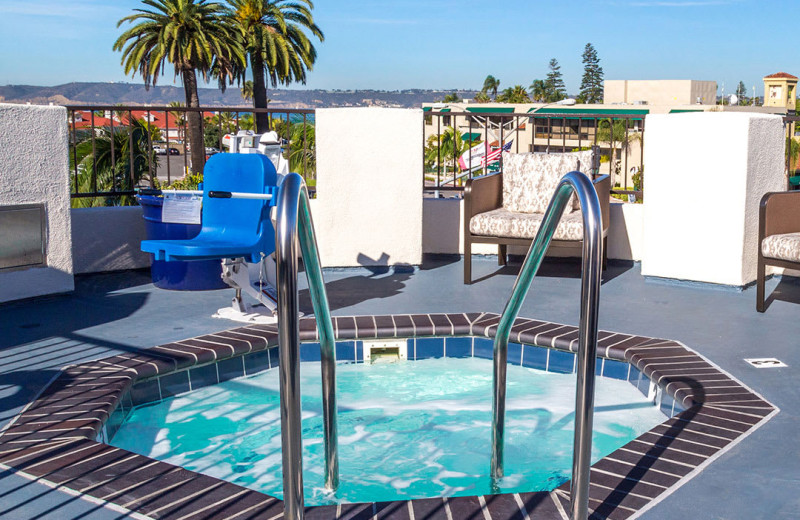 Hot tub at Coronado Beach Resort.