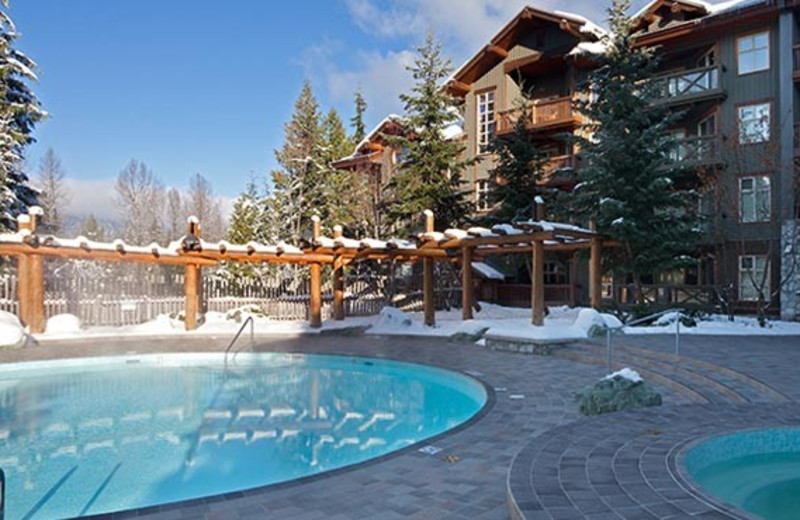 Outdoor pool and jacuzzi at Whistler Premier Resort.