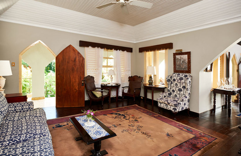 Guest living room at Bluefields Bay Villas.