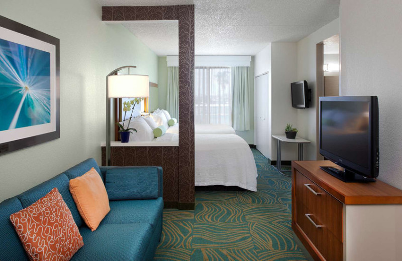 Guest room at SpringHill Suites Phoenix Downtown.