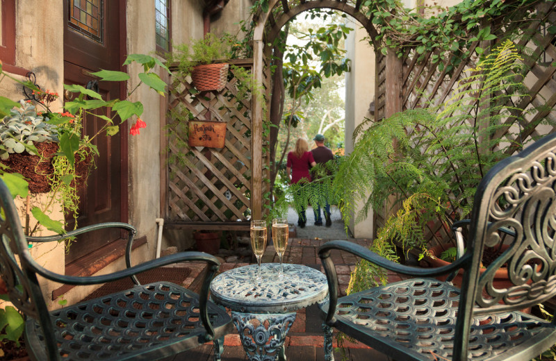 Guest patio at Old Monterey Inn.