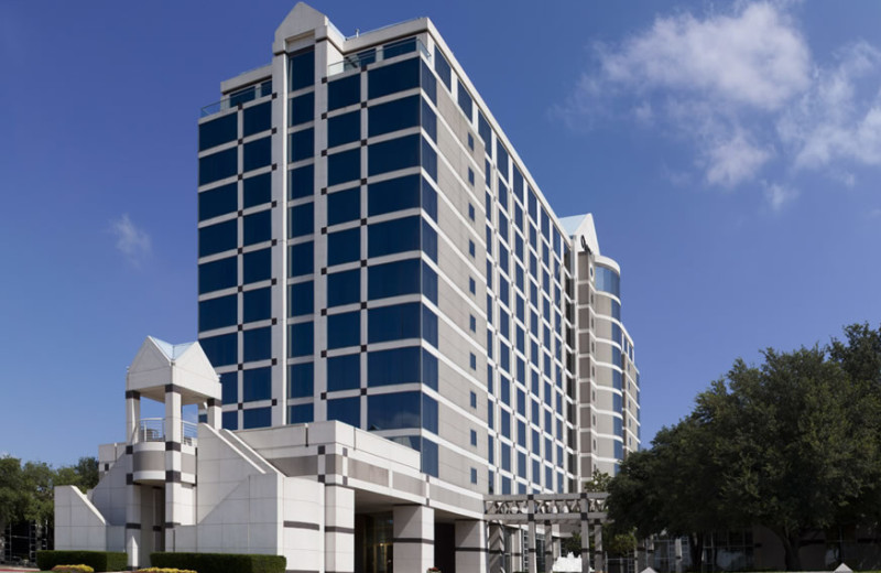 Exterior view of Omni Dallas Hotel at Park West.