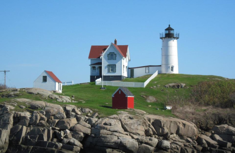 Lighthouse near Mariner Resort.