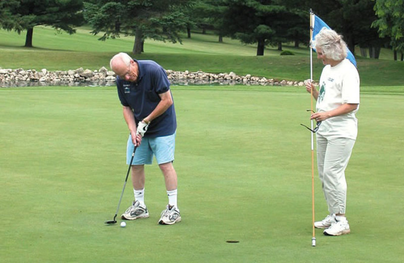 Golfing near Eagles on the River Vacation Rentals.