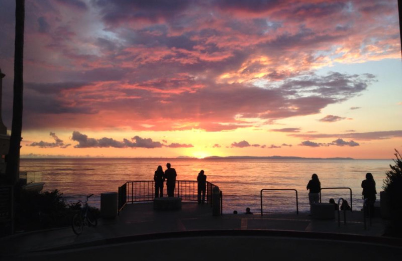 Beach sunset at La Casa del Camino.