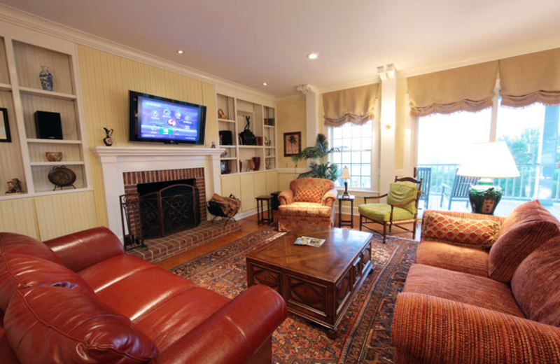 Living room at Stewart Lodges at Steelwood.