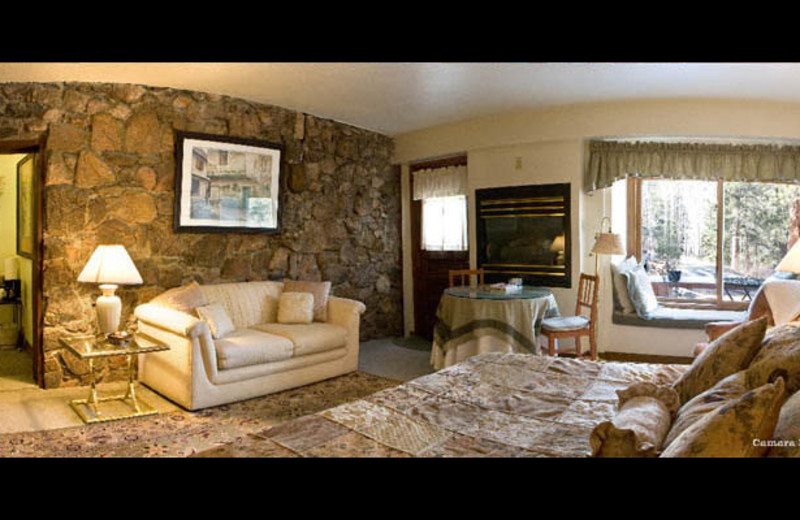 Guest room at Meadow Creek Lodge and Event Center.