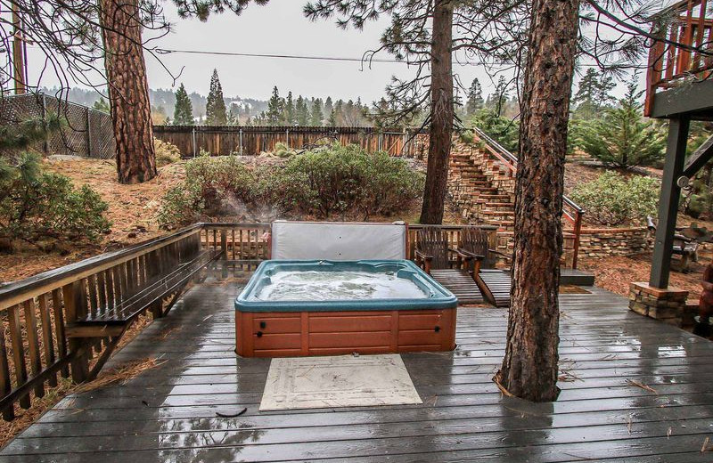 Rental hot tub at Big Bear Vacations.