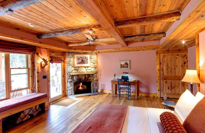 Guest room at Rainbow Ranch Lodge.