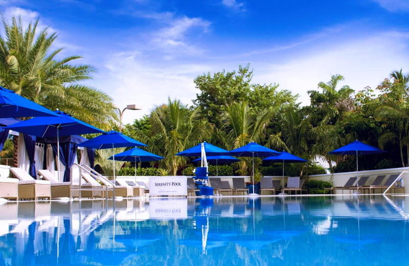 Outdoor pool at 'Tween Waters Inn Island Resort.