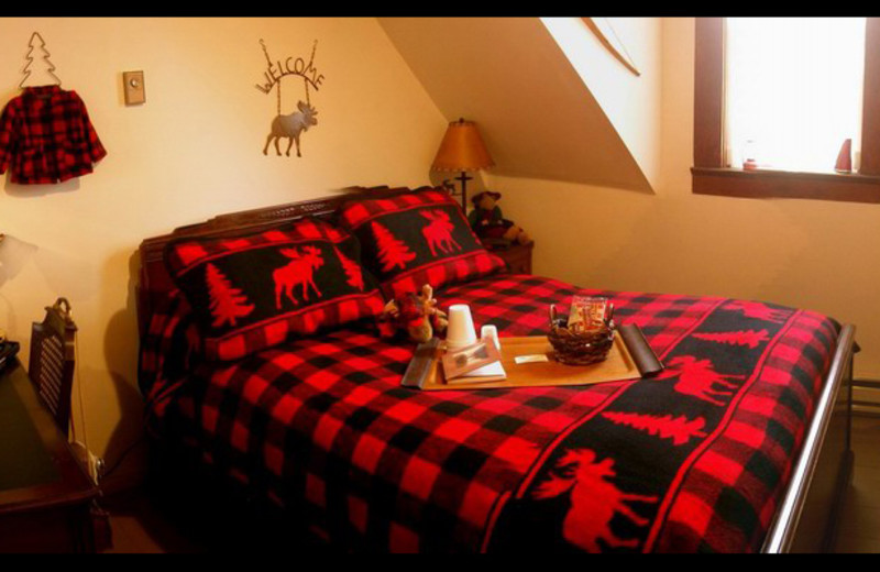 Guest room at The Historic Mineral Lake Lodge.