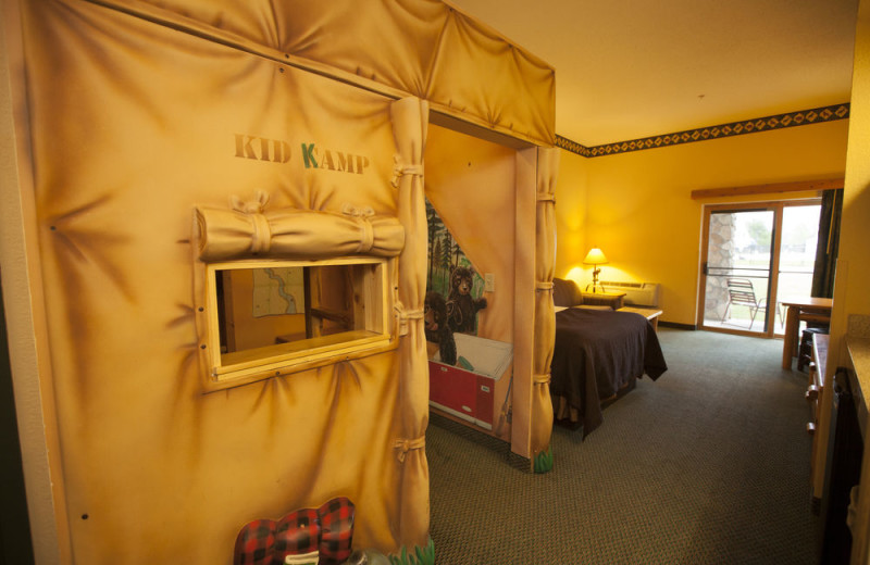 Guest room at Great Wolf Lodge - Kansas City.