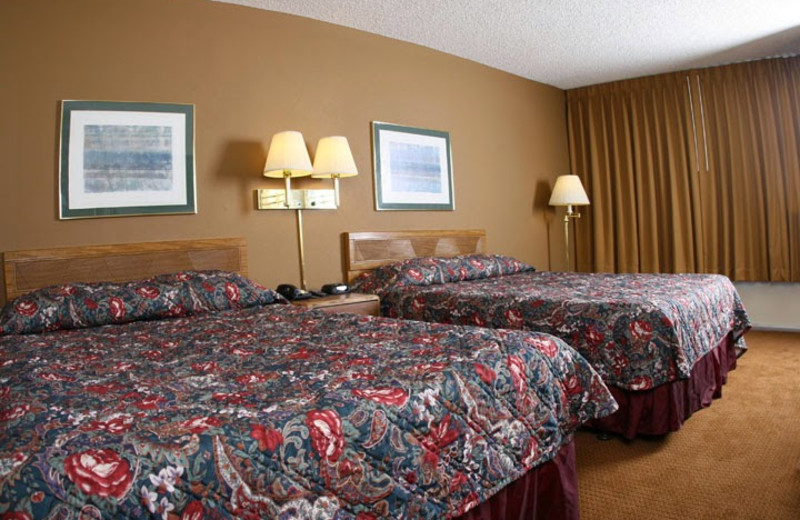 Guest room at Ontario Airport Inn.