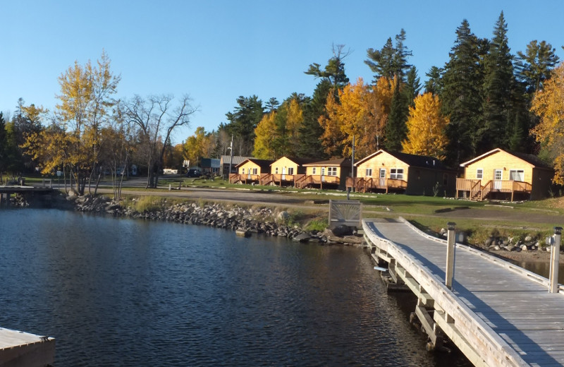Exterior view of Voyageur's Sunrise Resort.