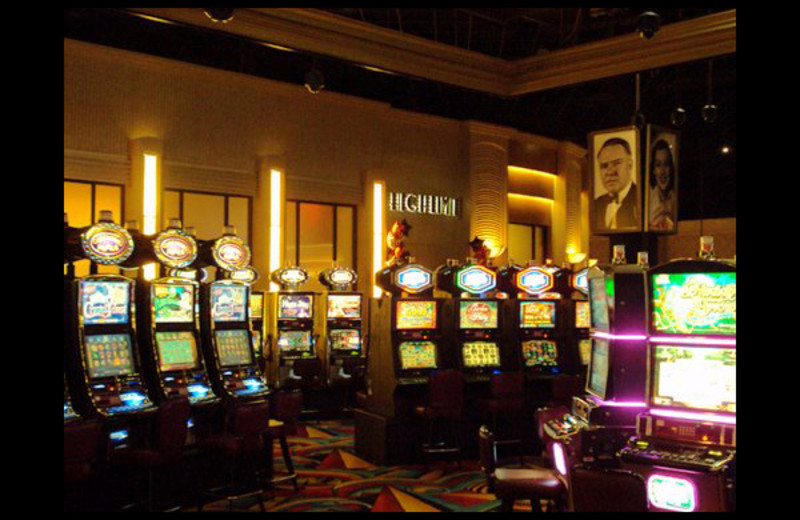 Game room at Hollywood Casino Tunica.