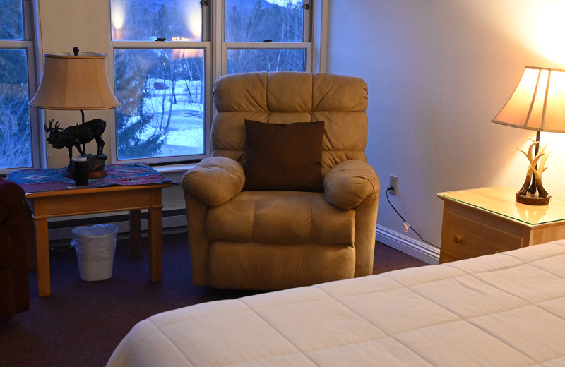 Guest room at The Golden Eagle Lodge.