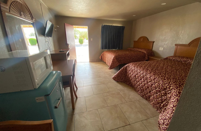 Guest room at Apple Valley Motel.