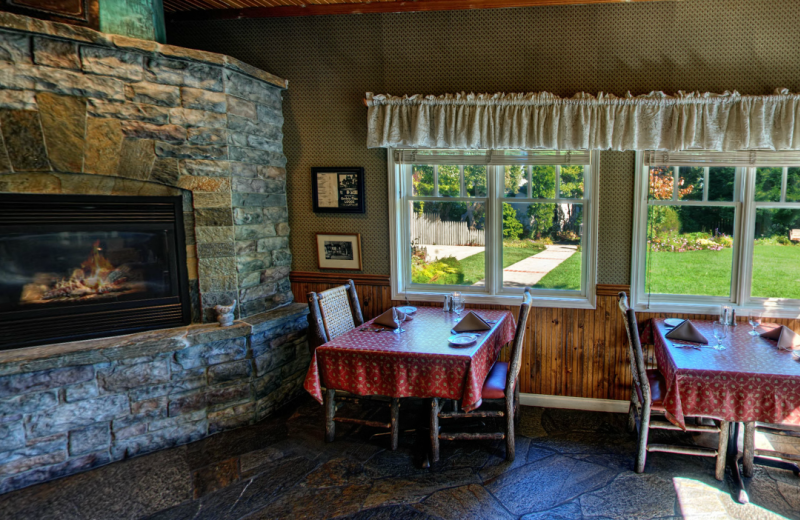 Dining room at Cambria Pines Lodge.