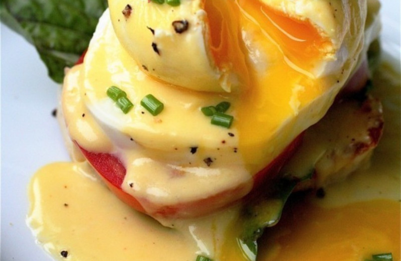 Breakfast at Hibiscus House.