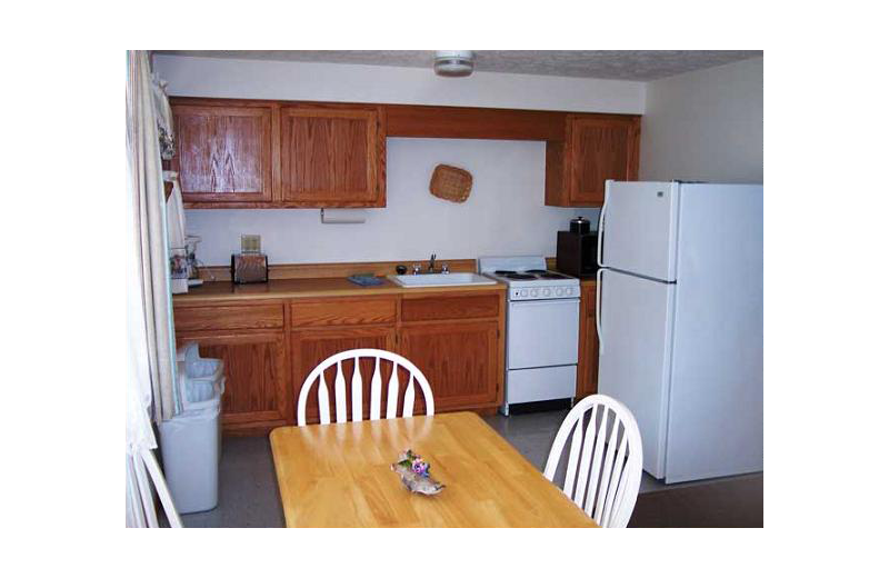 Guest kitchen at Driftwood Resort.