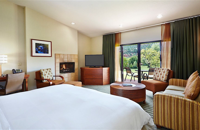 Guest room at Villas At Poco Diablo.