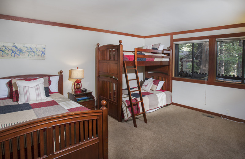 Guest bedroom at Chinquapin.