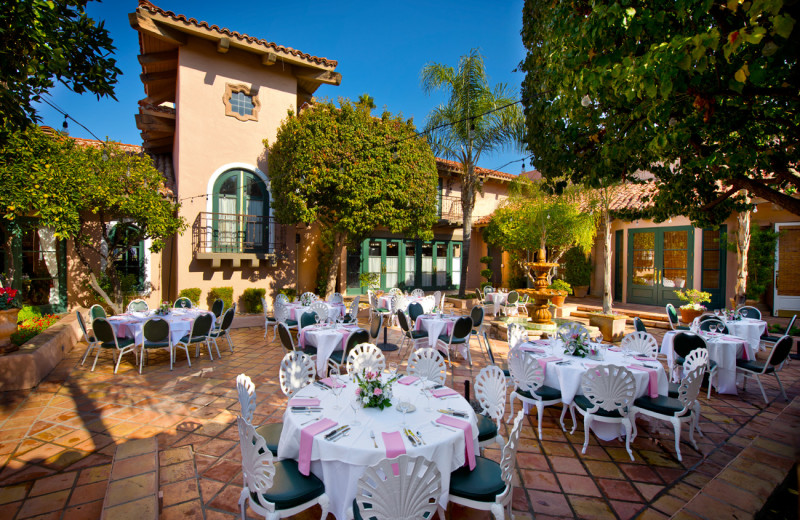 Weddings at Harris Ranch Inn and Restaurant.