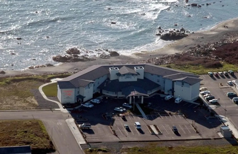 Exterior view of Redwood Oceanfront Resort LLC.