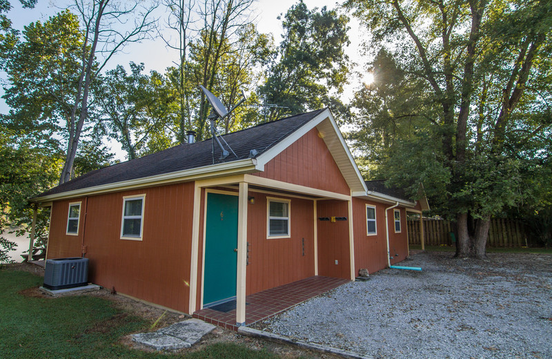 Exterior view of Fulton's Lodge on the White River.