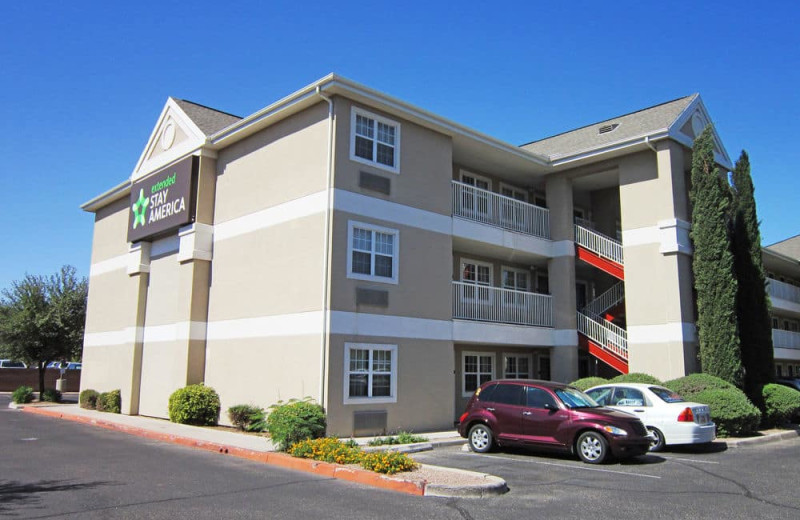 Exterior view of Extended Stay America Tucson - Grant Road.