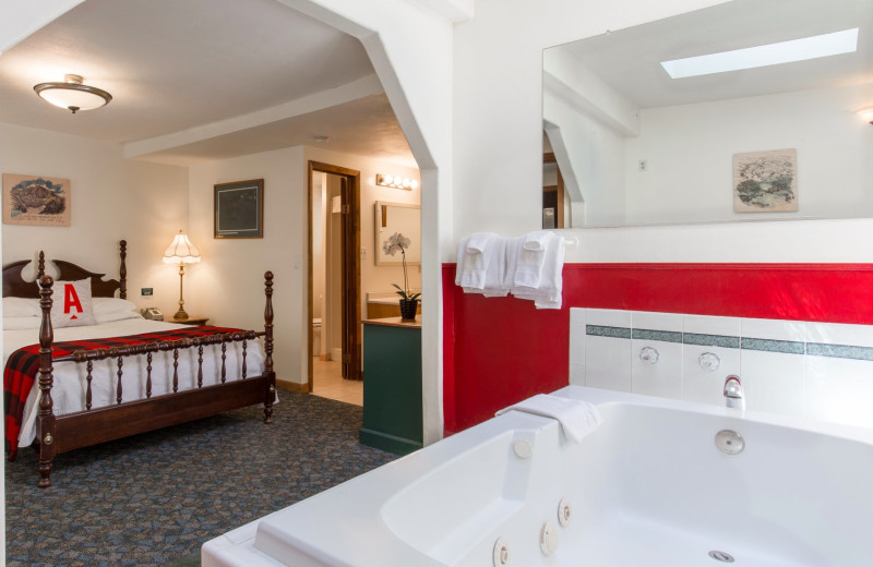 Guest room at Boulder Adventure Lodge.