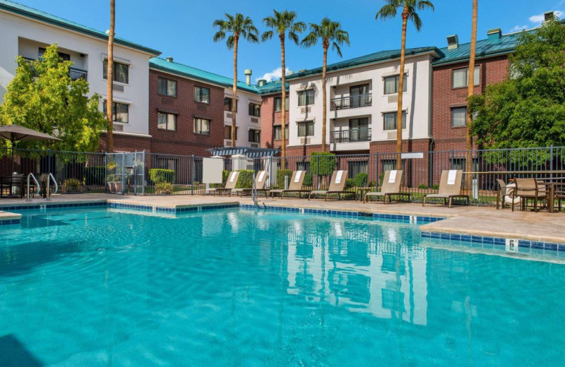 Outdoor pool at Sonesta Select Tempe Downtown.