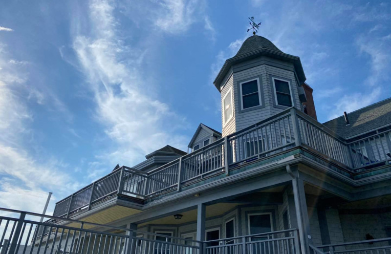 Exterior view of Beachmere Inn.