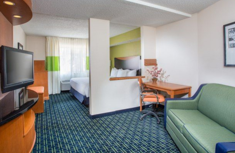 Guest room at Fairfield Inn Dallas Plano.