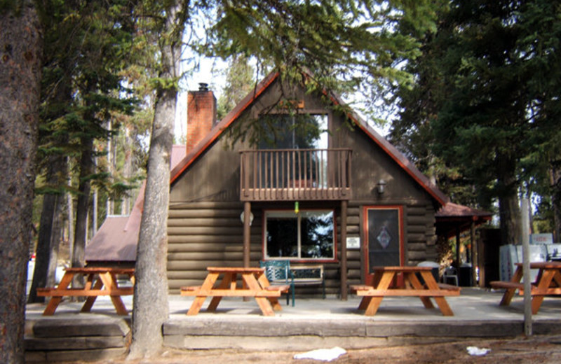 Exterior view of North Shore Lodge & Resort.
