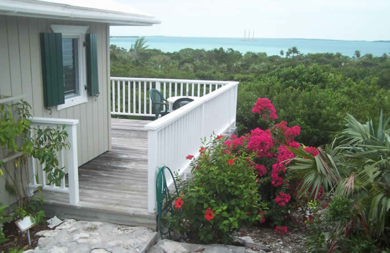 Exterior view of Hotel Higgins Landing.