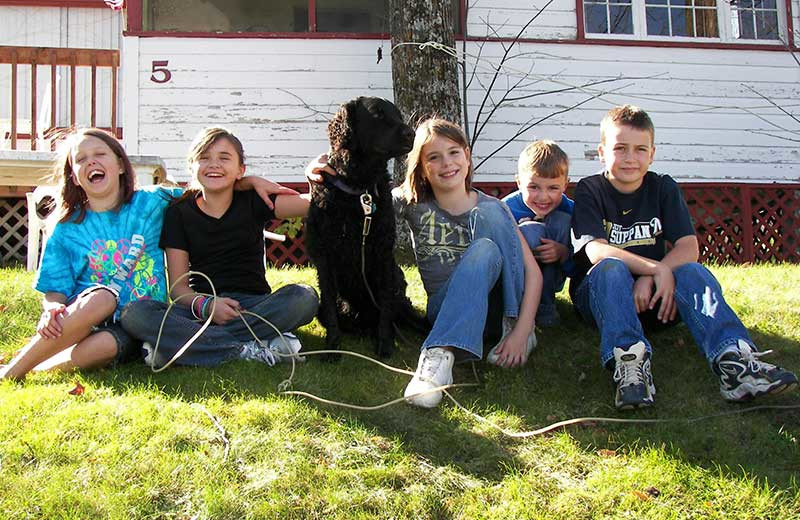 Pets welcome at White Manor Resort.