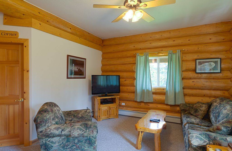 Guest living room at Salmon Catcher Lodge.