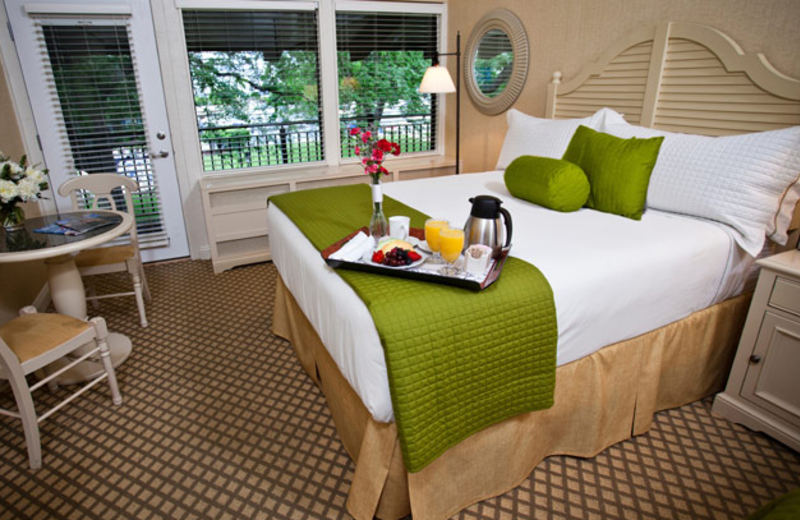 Guest Room at The Abbey Resort & Avanti Spa