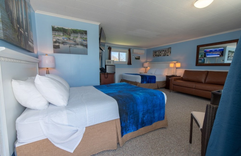 Guest room at Footbridge Beach Motel.