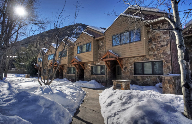 Rental exterior at Frias Properties of Aspen - Clarendon #6.