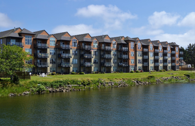 Rental exterior view of Beachhouse Vacation Rentals.