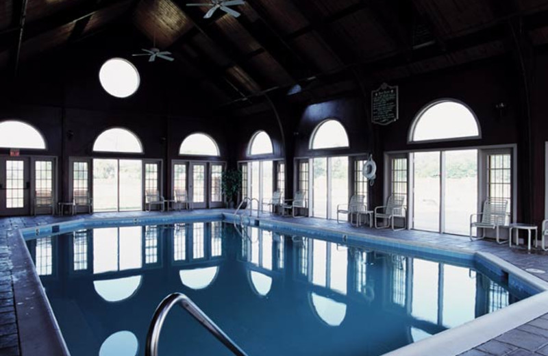 Indoor pool at Wyndham Kingsgate.