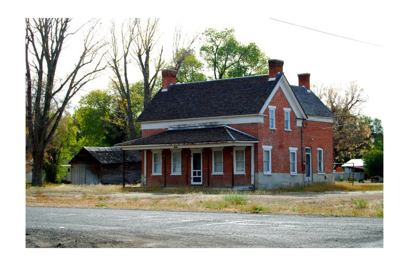 Surrounding area at Marianna Inn.