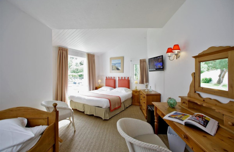 Guest room at Hôtel Fleur de Sel.