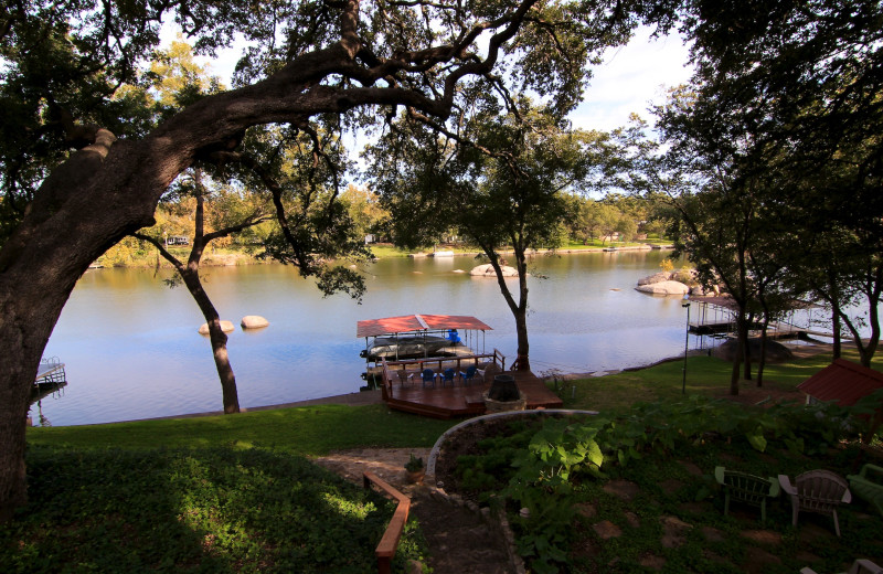 Cool Waters Lake LBJ Cabin Rental - 2/2, Sleeps 10 in Beds