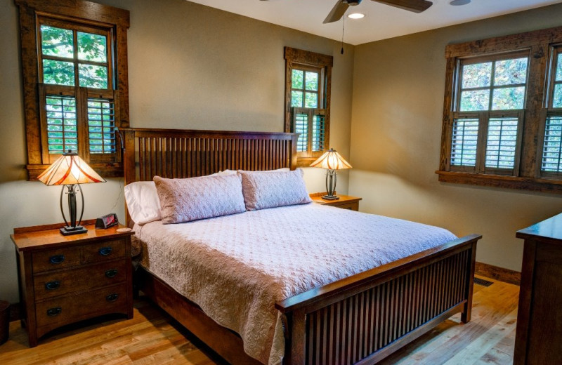 Cabin bedroom at Greybeard Rentals.