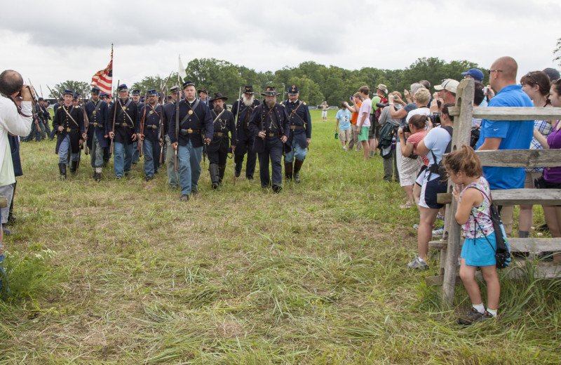 Civil war demonstration at Battlefield Bed & Breakfast.